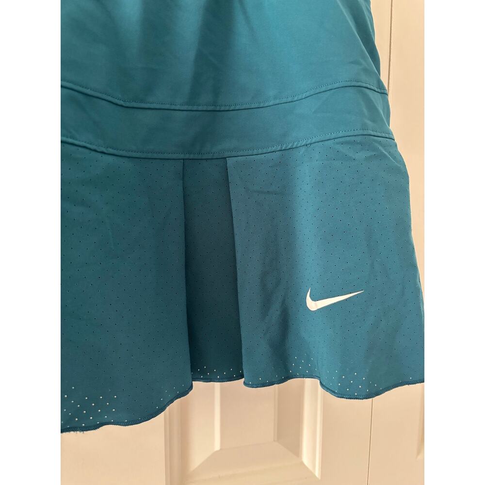 Nike Dri-FIT Teal Tennis Skort Skirt Built-In Shorts Women’s XL Athletic Golf - Picture 3 of 10
